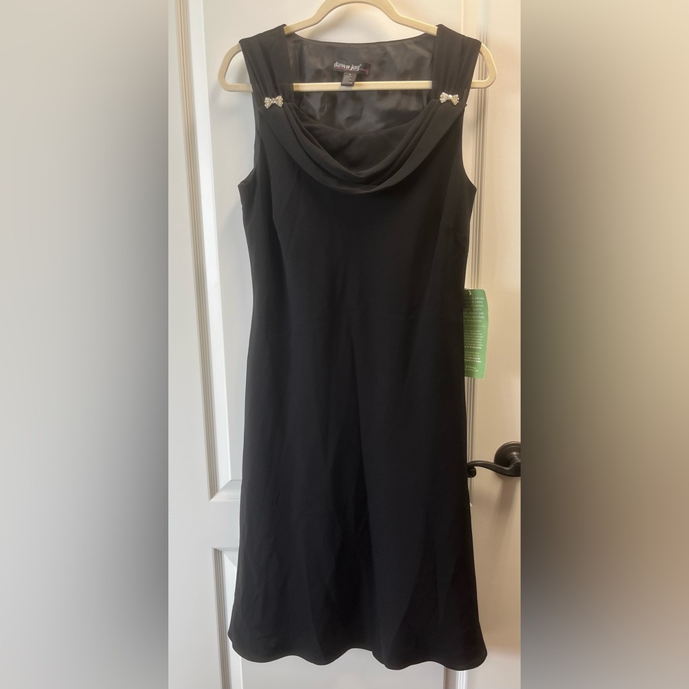Dawn Joy NWT Evening Sz 12 Black Sleeveless Midi Length Gown